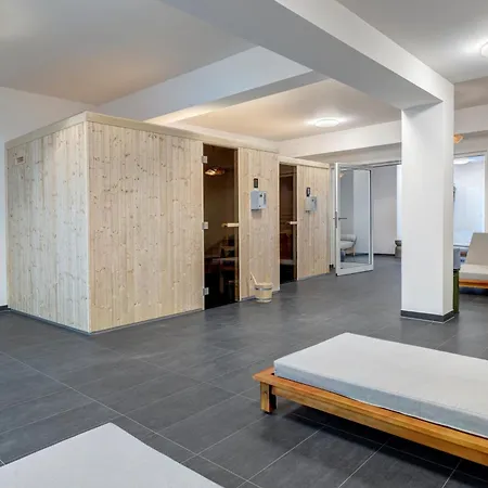 C10 Mit Südbalkon&nutzung Der Wellness-&aktivbereiche Im Pine Hill * Zirchow