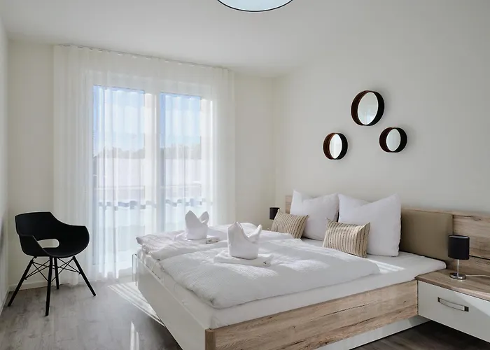 C10 Mit Südbalkon&nutzung Der Wellness-&aktivbereiche Im Pine Hill Apartment Zirchow