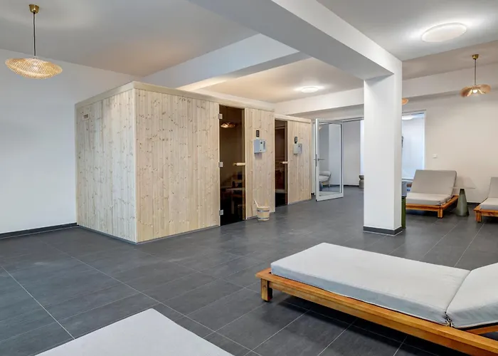C10 Mit Südbalkon&nutzung Der Wellness-&aktivbereiche Im Pine Hill * Zirchow